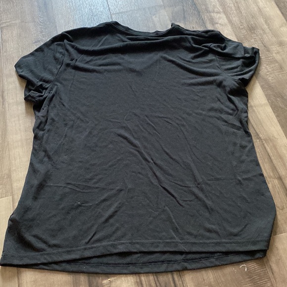 Reebok athletic Tee - Picture 2 of 4